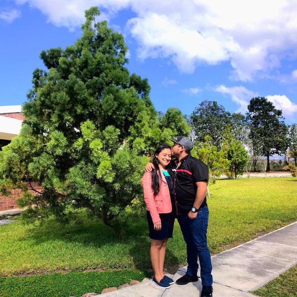 Meet your Posher, Adiel - Picture 1 of 1